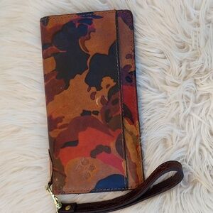 PATRICIA NASH FLORAL CAMO LEATHER WRISTLET/WALLET